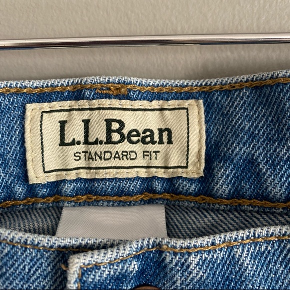 L.L. Bean Mens Light Wash Standard Fit Straight Leg Denim Jeans Size 33x30 - Picture 3 of 7